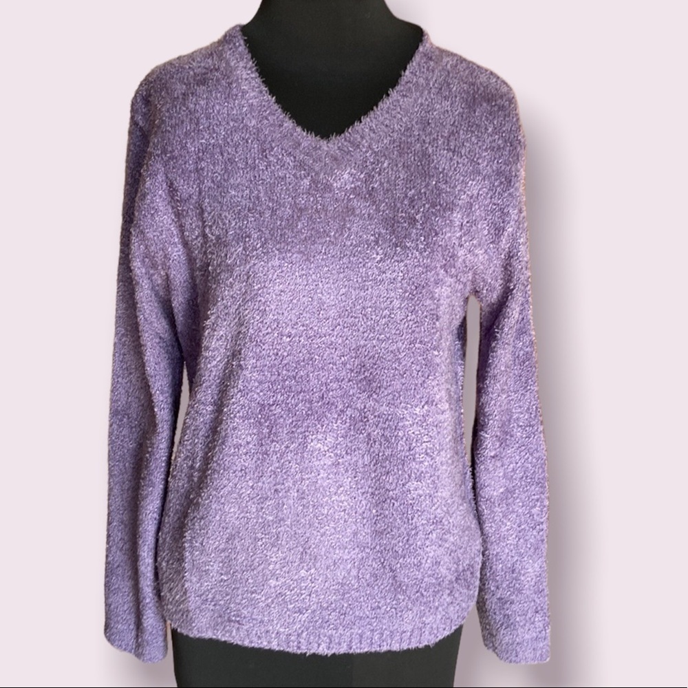 Croft and Barrow V Neck Sweater Purple Small